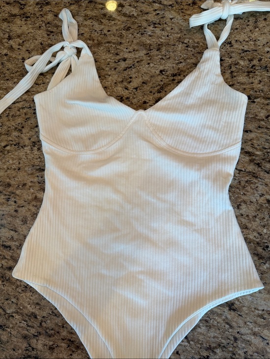 Princess Polly Tops - Princess Polly Knot-Shoulder Ribbed One-Piece Bodysuit - White